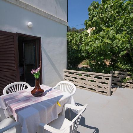 Nena Apartment Mali Losinj Exterior photo