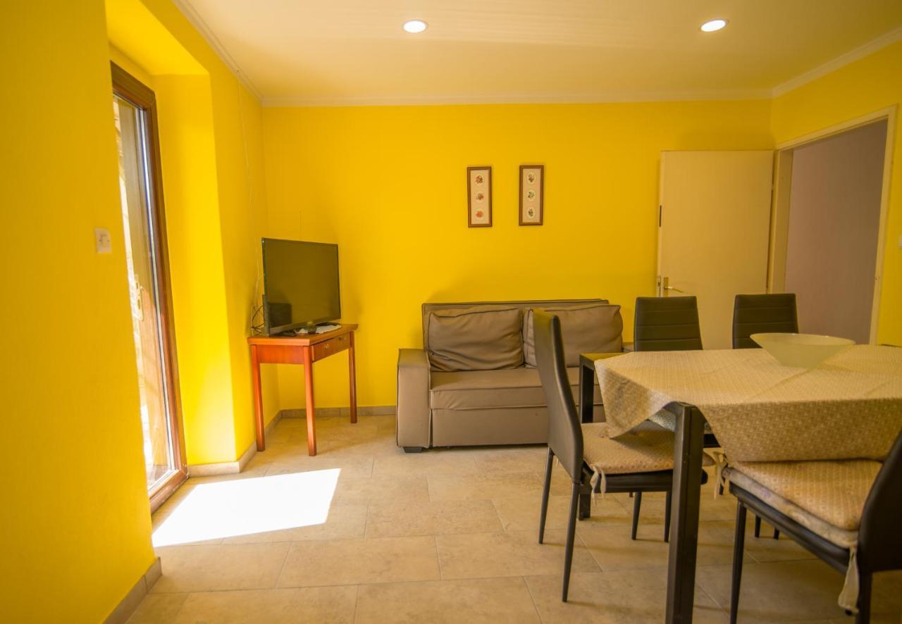 Nena Apartment Mali Losinj Exterior photo